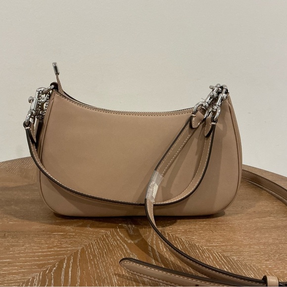 Coach
TERI SHOULDER BAG - Picture 8 of 8